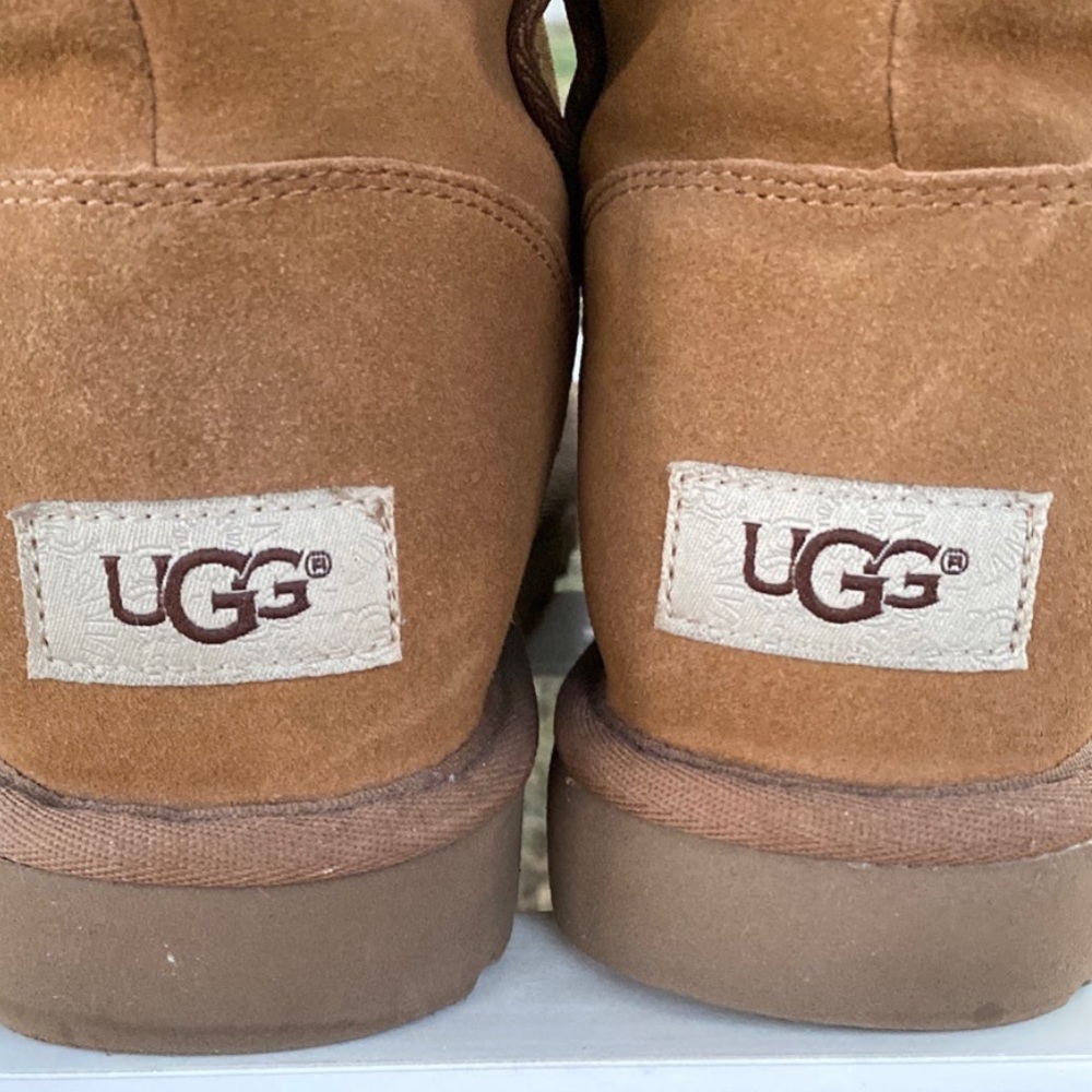Ugg Boots - image 4